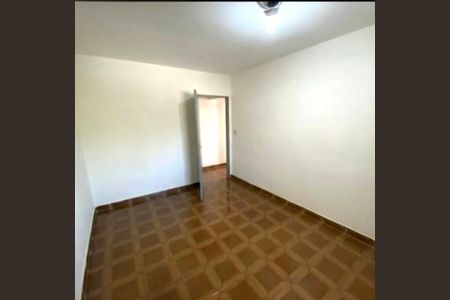 Casa à venda com 120m², 5 quartos e 3 vagasCasa dos fundos