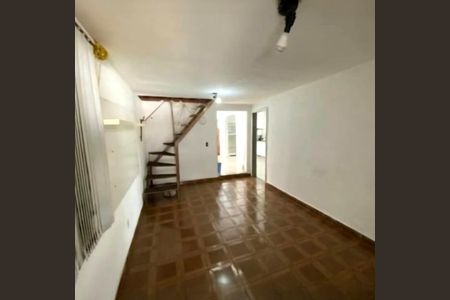 Casa à venda com 120m², 5 quartos e 3 vagasCasa dos fundos
