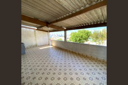 Casa à venda com 120m², 5 quartos e 3 vagasCasa dos fundos