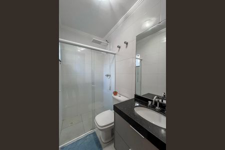 Casa à venda com 110m², 3 quartos e 2 vagasBanheiro