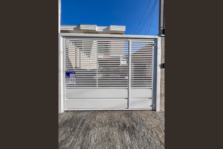 Casa à venda com 110m², 3 quartos e 2 vagasFachada