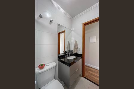 Casa à venda com 110m², 3 quartos e 2 vagasBanheiro