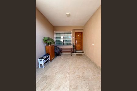 Casa à venda com 110m², 3 quartos e 2 vagasGaragem