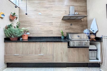 Casa à venda com 110m², 3 quartos e 2 vagasChurrasqueira