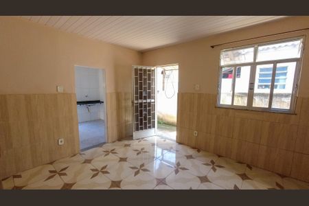 Sala de casa à venda com 1 quarto, 45m² em Cordovil, Rio de Janeiro