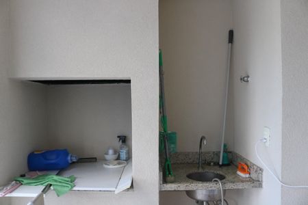 Apartamento à venda com 99m², 2 quartos e 1 vagaVaranda