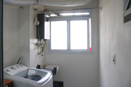 Apartamento à venda com 99m², 2 quartos e 1 vagaÁrea de Serviço