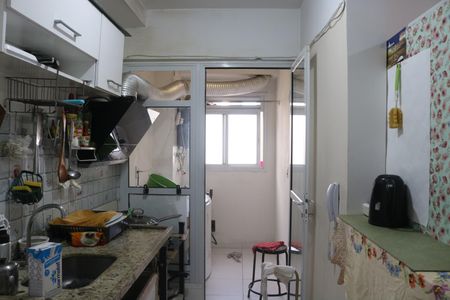 Apartamento à venda com 99m², 2 quartos e 1 vagaCozinha