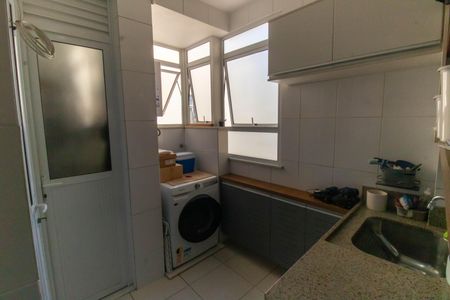 Apartamento à venda com 80m², 2 quartos e sem vagaCozinha e Área de Serviço