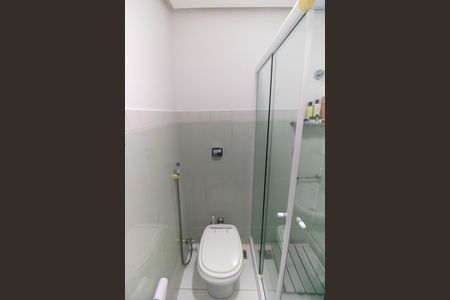 Apartamento à venda com 80m², 2 quartos e sem vaga Apartamento à venda com 80m², 2 quartos e sem vagaBanheiro Social