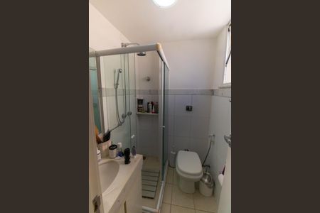 Apartamento à venda com 80m², 2 quartos e sem vagaBanheiro da Suíte