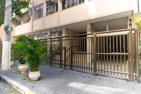 Apartamento à venda com 80m², 2 quartos e sem vagaFachada