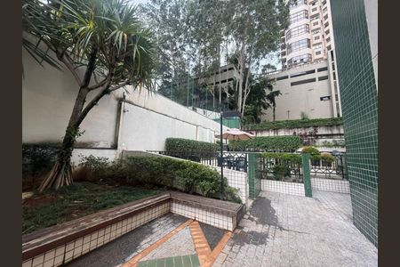 Apartamento à venda com 80m², 2 quartos e 2 vagasFoto 04