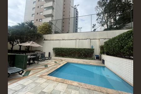 Apartamento à venda com 80m², 2 quartos e 2 vagasFoto 02