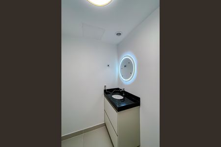 Banheiro de kitnet/studio para alugar com 1 quarto, 27m² em Vila Zilda, São Paulo