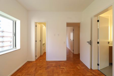 Apartamento à venda com 147m², 3 quartos e 1 vaga Apartamento à venda com 147m², 3 quartos e 1 vagaSuíte