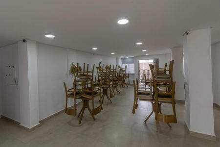 Apartamento para alugar com 52m², 2 quartos e 1 vagaÁrea comum - Salão de festas