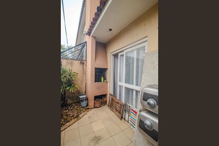Casa de condomínio para alugar com 99m², 3 quartos e 1 vaga Casa de condomínio para alugar com 99m², 3 quartos e 1 vagaArea de serviço/Quintal/churrasqueira