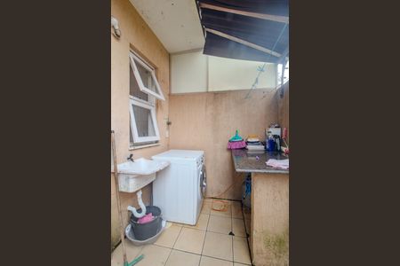 Casa de condomínio para alugar com 99m², 3 quartos e 1 vaga Casa de condomínio para alugar com 99m², 3 quartos e 1 vagaArea de serviço/Quintal/churrasqueira