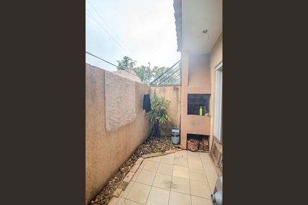 Casa de condomínio para alugar com 99m², 3 quartos e 1 vaga Casa de condomínio para alugar com 99m², 3 quartos e 1 vagaArea de serviço/Quintal/churrasqueira