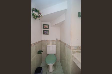 Casa de condomínio para alugar com 99m², 3 quartos e 1 vaga Casa de condomínio para alugar com 99m², 3 quartos e 1 vagaBanheiro