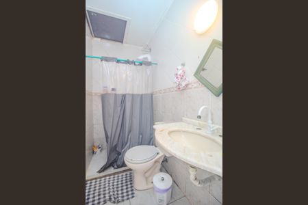 Casa de condomínio para alugar com 99m², 3 quartos e 1 vaga Casa de condomínio para alugar com 99m², 3 quartos e 1 vagaBanheiro 2