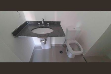 Apartamento à venda com 83m², 3 quartos e 2 vagasBanheiro dos Quartos