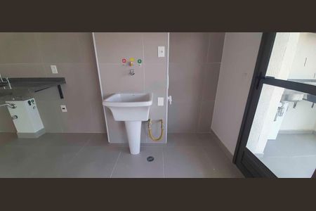 Apartamento à venda com 83m², 3 quartos e 2 vagasÁrea de Serviço