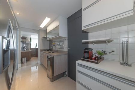 Apartamento para alugar com 100m², 3 quartos e 2 vagas Apartamento para alugar com 100m², 3 quartos e 2 vagasCozinha