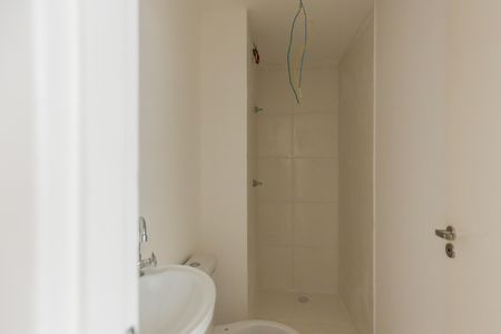 Banheiro de apartamento para alugar com 1 quarto, 63m² em Ferreira, São Paulo