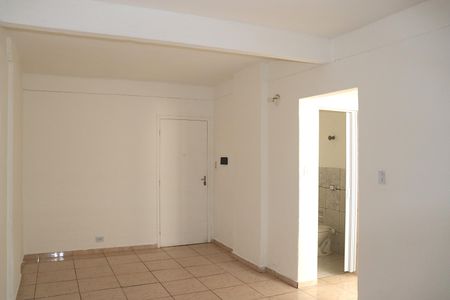 Sala de kitnet/studio para alugar com 1 quarto, 42m² em Consolação, São Paulo