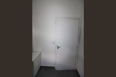 Casa de condomínio para alugar com 230m², 3 quartos e 4 vagasEscritório