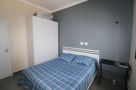 Casa de condomínio para alugar com 230m², 3 quartos e 4 vagasSuíte 2