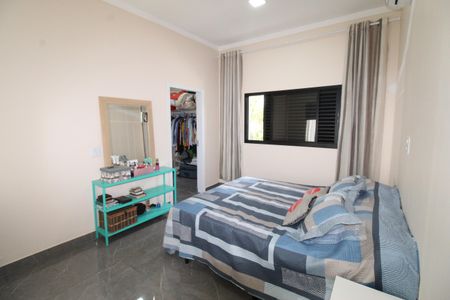 Casa de condomínio para alugar com 230m², 3 quartos e 4 vagasSuíte 3