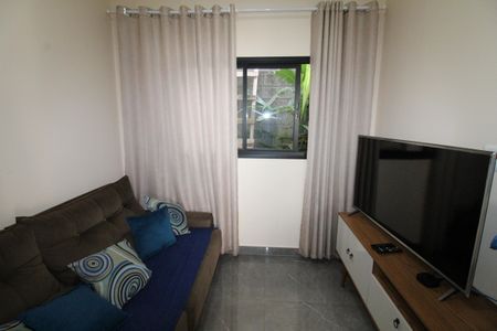 Casa de condomínio para alugar com 230m², 3 quartos e 4 vagasSala 2