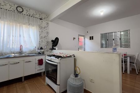 Casa à venda com 128m², 3 quartos e 2 vagas Casa à venda com 128m², 3 quartos e 2 vagasCozinha 2