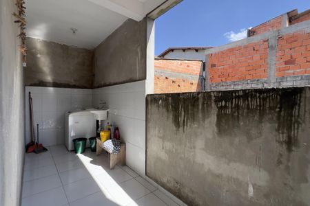 Casa à venda com 128m², 3 quartos e 2 vagas Casa à venda com 128m², 3 quartos e 2 vagasÁrea de Serviço