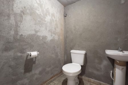 Casa à venda com 128m², 3 quartos e 2 vagas Casa à venda com 128m², 3 quartos e 2 vagasÁrea externa
