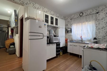 Casa à venda com 128m², 3 quartos e 2 vagas Casa à venda com 128m², 3 quartos e 2 vagasCozinha 2
