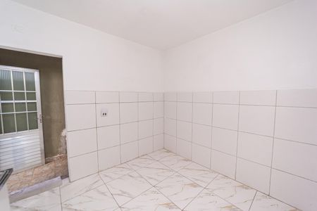Cozinha de casa para alugar com 1 quarto, 50m² em Vila Ré, São Paulo