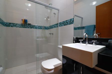 Casa para alugar com 120m², 3 quartos e 2 vagas Casa para alugar com 120m², 3 quartos e 2 vagasBanheiro