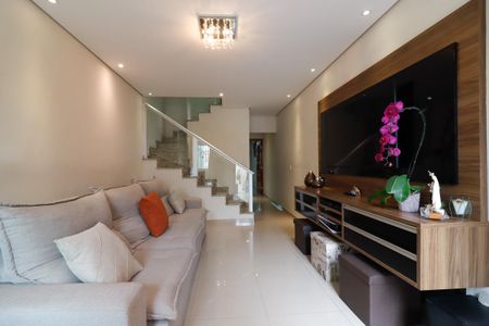 Sala de casa à venda com 3 quartos, 120m² em Vila Granada, São Paulo