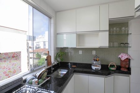 Apartamento para alugar com 60m², 2 quartos e 1 vaga Apartamento para alugar com 60m², 2 quartos e 1 vagaCozinha