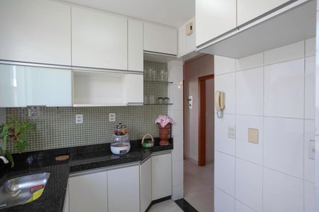 Apartamento para alugar com 60m², 2 quartos e 1 vaga Apartamento para alugar com 60m², 2 quartos e 1 vagaCozinha