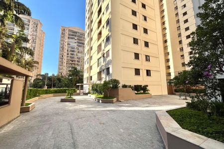 Apartamento para alugar com 58m², 2 quartos e 1 vaga Apartamento para alugar com 58m², 2 quartos e 1 vagaHall de entrada