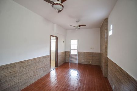 Sala de casa para alugar com 2 quartos, 110m² em Nossa Senhora de Fatima, Nilópolis