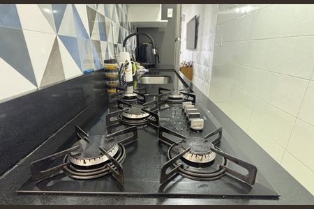 Apartamento à venda com 44m², 2 quartos e 1 vagaCozinha 