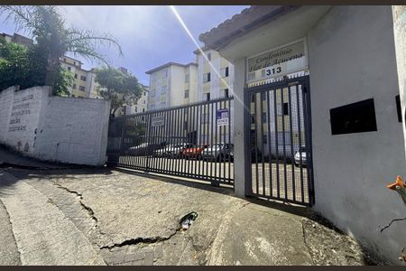 Apartamento à venda com 44m², 2 quartos e 1 vagaFachada e Acesso 