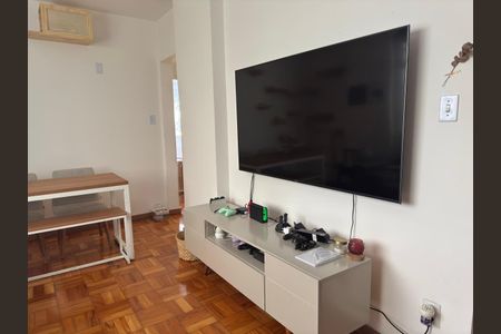 Apartamento à venda com 80m², 2 quartos e sem vaga Apartamento à venda com 80m², 2 quartos e sem vagaSala