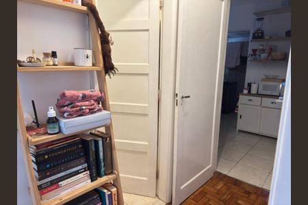 Apartamento à venda com 80m², 2 quartos e sem vaga Apartamento à venda com 80m², 2 quartos e sem vagaBanheiro
